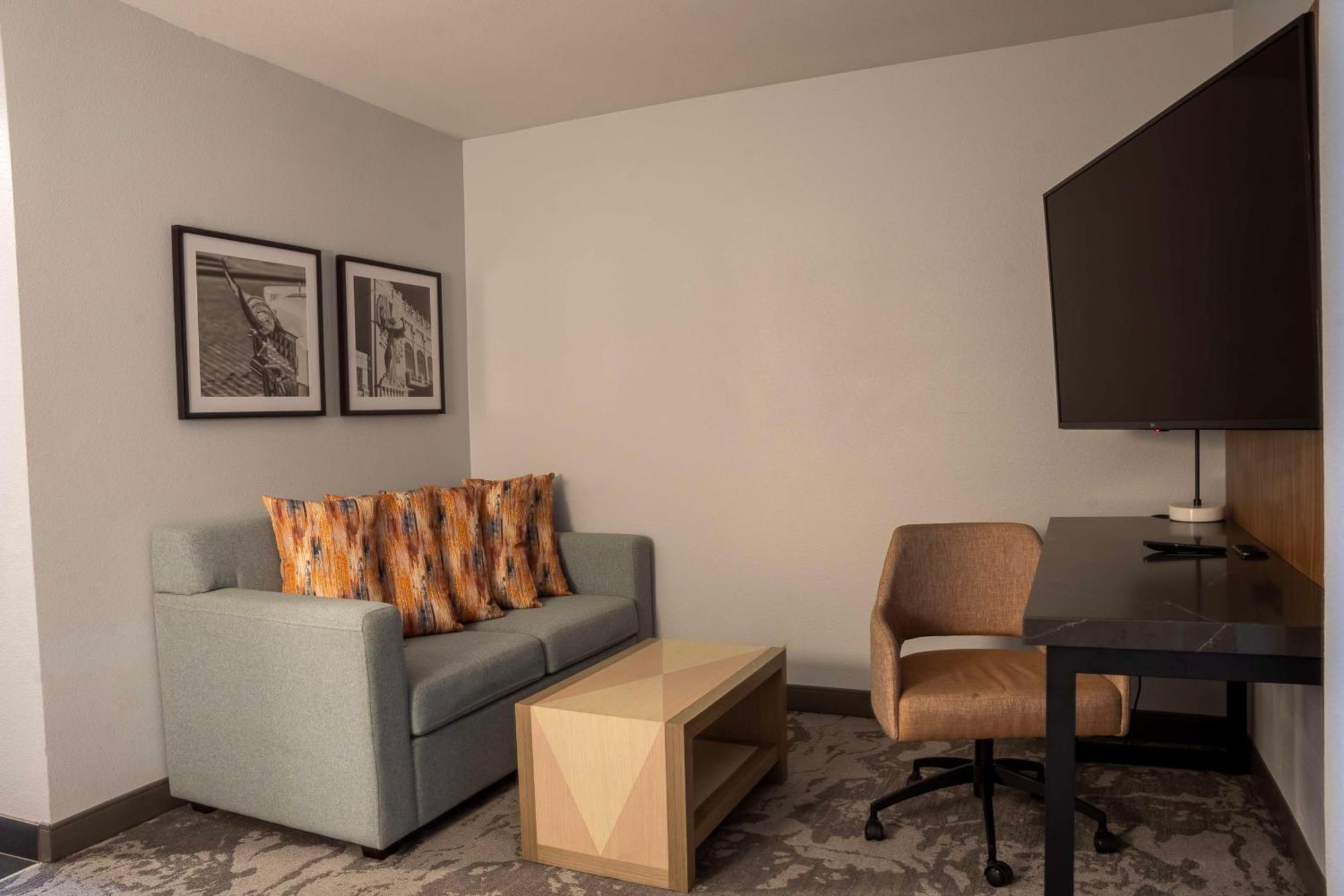 Doubletree By Hilton Fort Worth Fossil Creek Εξωτερικό φωτογραφία